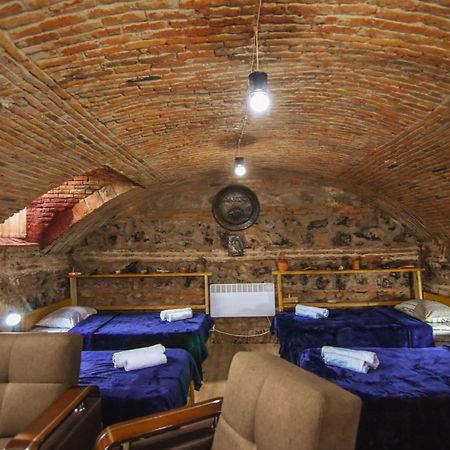Guest House Kakabadzeebi 9 Тбілісі Екстер'єр фото
