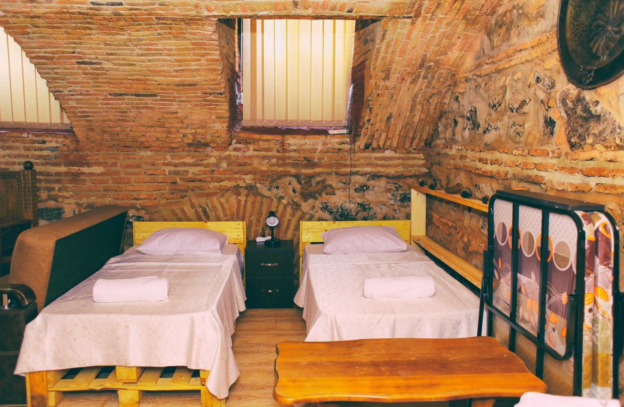 Guest House Kakabadzeebi 9 Тбілісі Екстер'єр фото