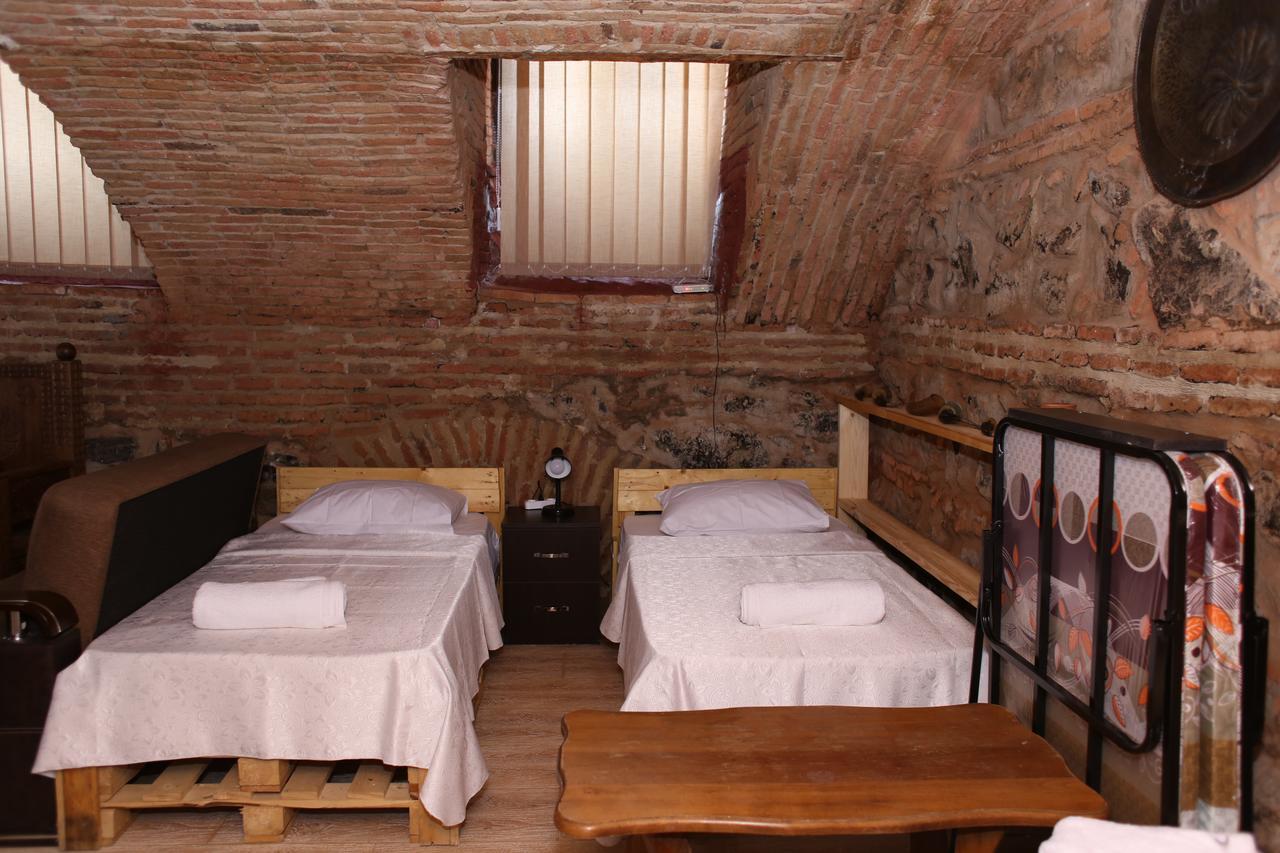 Guest House Kakabadzeebi 9 Тбілісі Екстер'єр фото