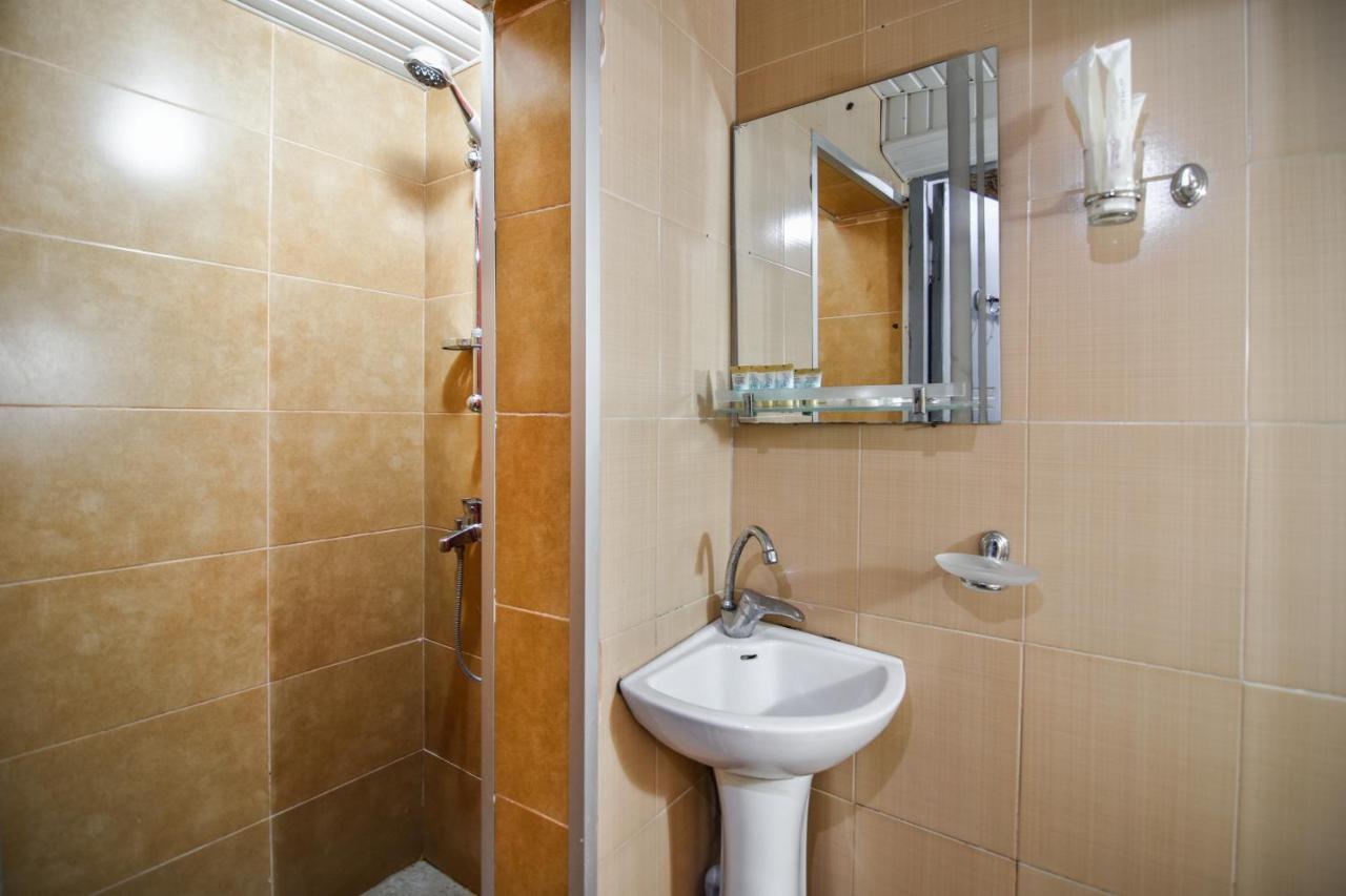 Guest House Kakabadzeebi 9 Тбілісі Екстер'єр фото